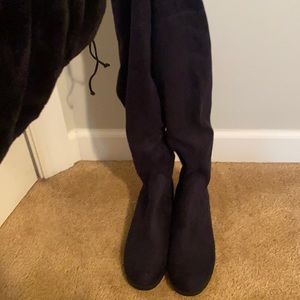 Suede navy blue knee-high boots